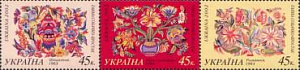 Украина _, 2002, Народные промыслы, Живопись, 3 марки сцепка